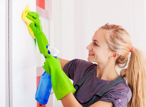 Professional deep clean for a period home in SW4