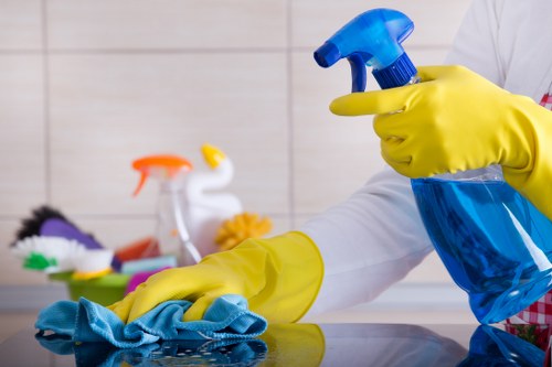 Professional end of tenancy cleaning in an SW4 residential property