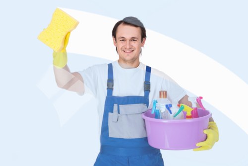 End of tenancy cleaning in an SW4 apartment preparing the home for handover
