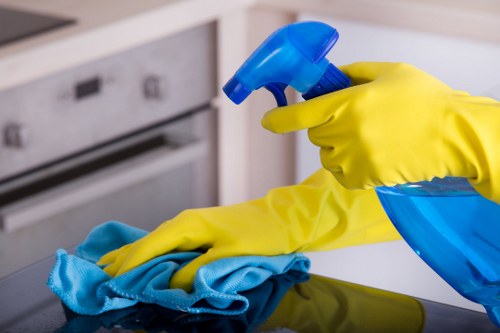 About Us Cleaners SW4 highlighting quality and professional service