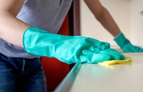 Transparent cleaning and clearance pricing in SW4